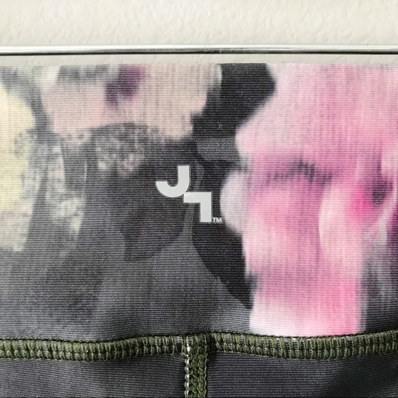 Joy Lab Floral Roses 7/8 Leggings Green/Pink Small - Picture 8 of 11